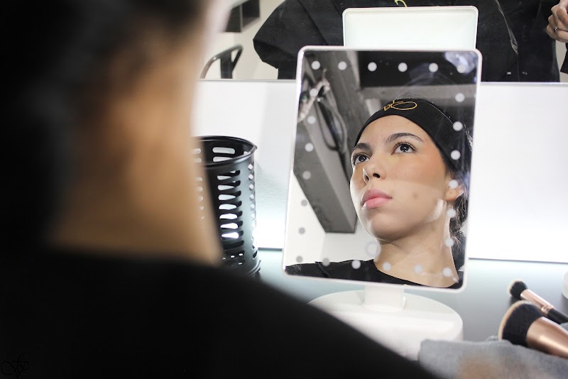Maquillaje profesional de piel blindada en Foto Pose Venezuela